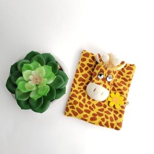 🖤 2/30$ 🖤 Girafe book cover or album cover protector